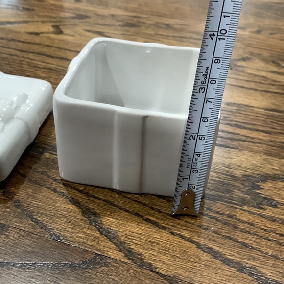 New Le Creuset White Gift Box Ramekin - Picture 9 of 9